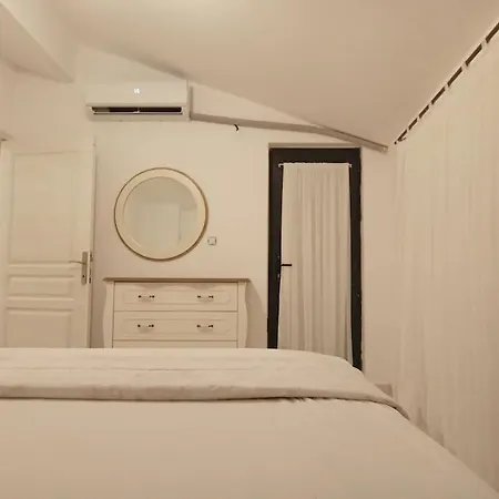 Beyazit Apartment *