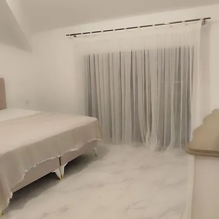 Beyazit Apartment Side