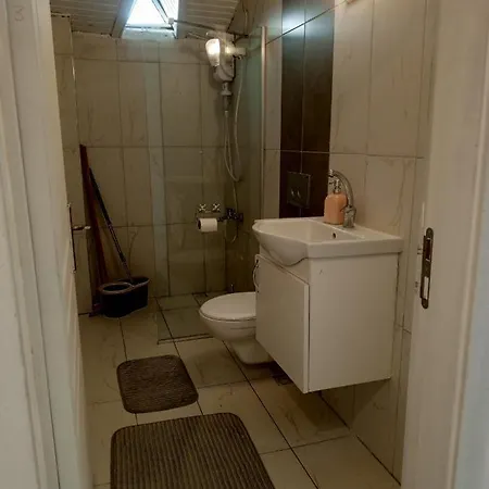 Beyazit Apartment Side
